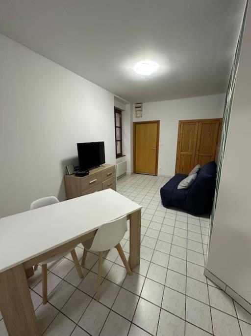 Lure Centre Apartment ภายนอก รูปภาพ